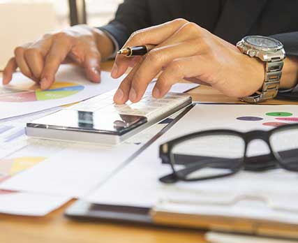 assurance doit être ajustée